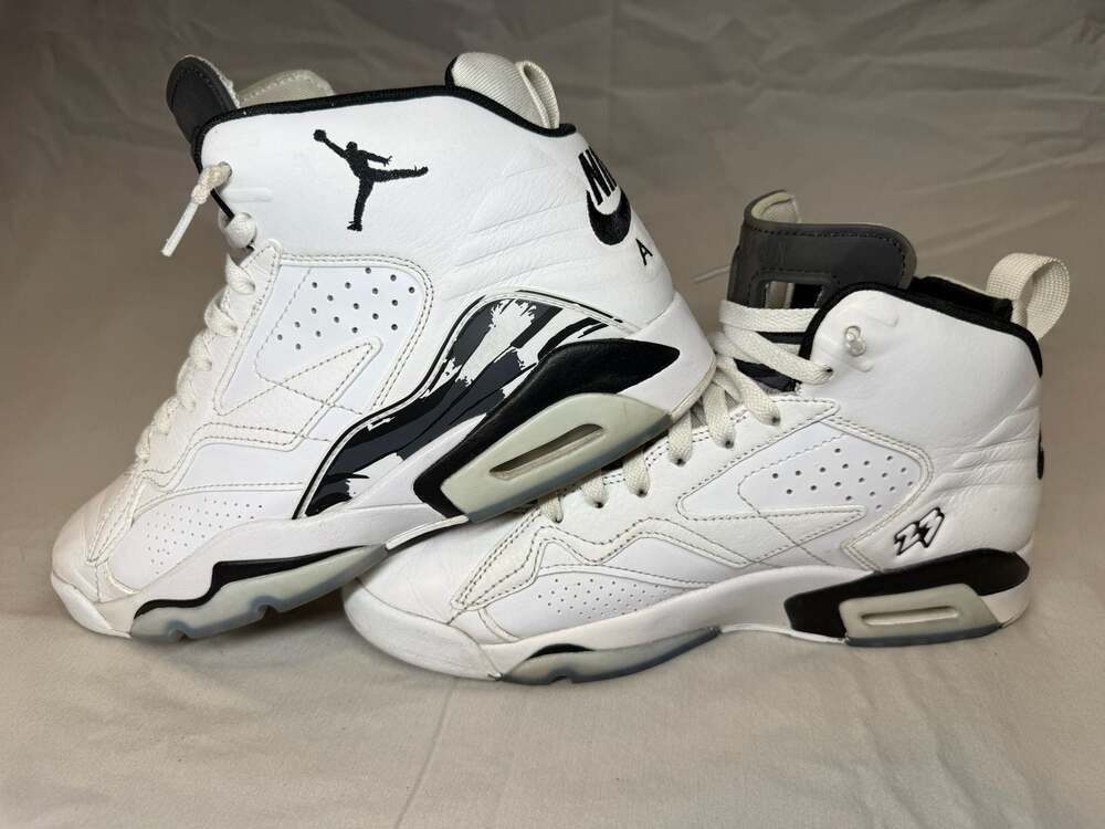 Nike Air Jordan 7 Retro 'Hare' White/Black Sneakers